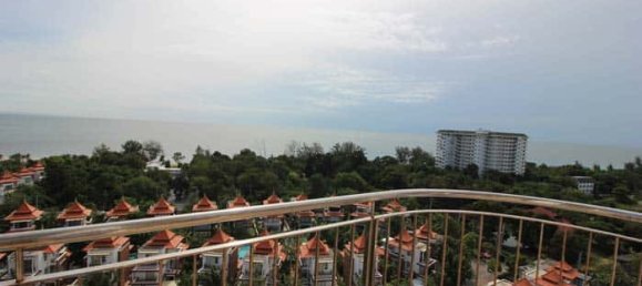 4 bedrooms Condo in Hua Hin, Thailand No. 6876 2