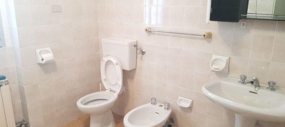 Casa de 10 habitaciónes en Udine, Italy No. 71402 8