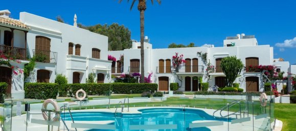 3 Schlafzimmer Stadthaus in Estepona, Spain, Nr. 30629 11