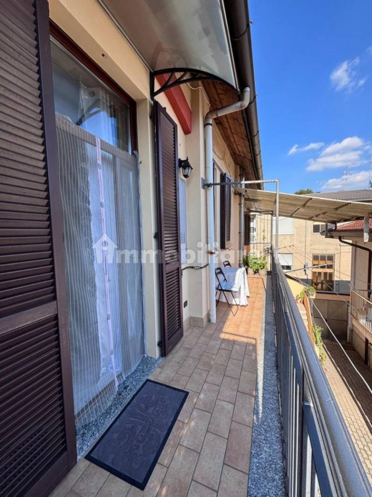 2 غرف نوم شقة في Muggiò, Italy رقم 354769