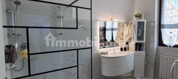 2 غرف نوم شقة في Muggiò, Italy رقم 354769 17