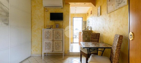 1 bedroom Apartment in Rome, Italy No. 189610 5