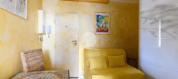 1 bedroom Apartment in Rome, Italy No. 189610 7
