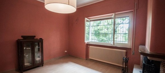 9 Schlafzimmer Villa in Sarzana, Italy, Nr. 326633 40