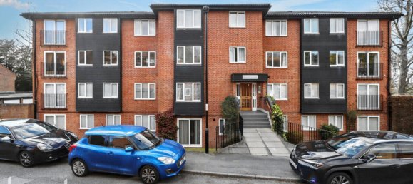 1 bedroom Apartment in Purley, United Kingdom No. 4883 14