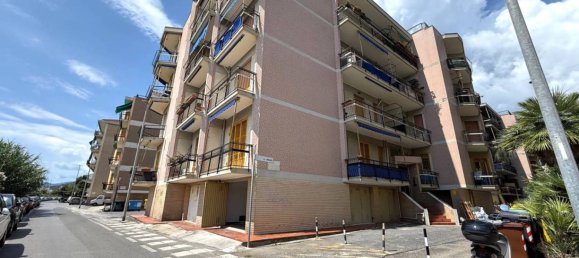 19m² Garage in Loano, Italy No. 276593 11