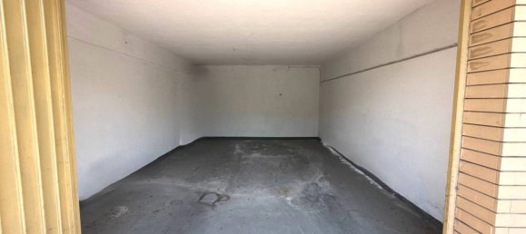 19m² Garage in Loano, Italy No. 276593 4