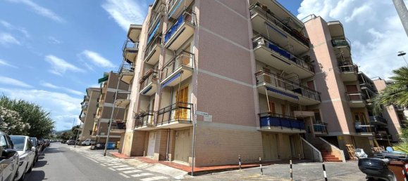 19m² Garage in Loano, Italy No. 276593 13