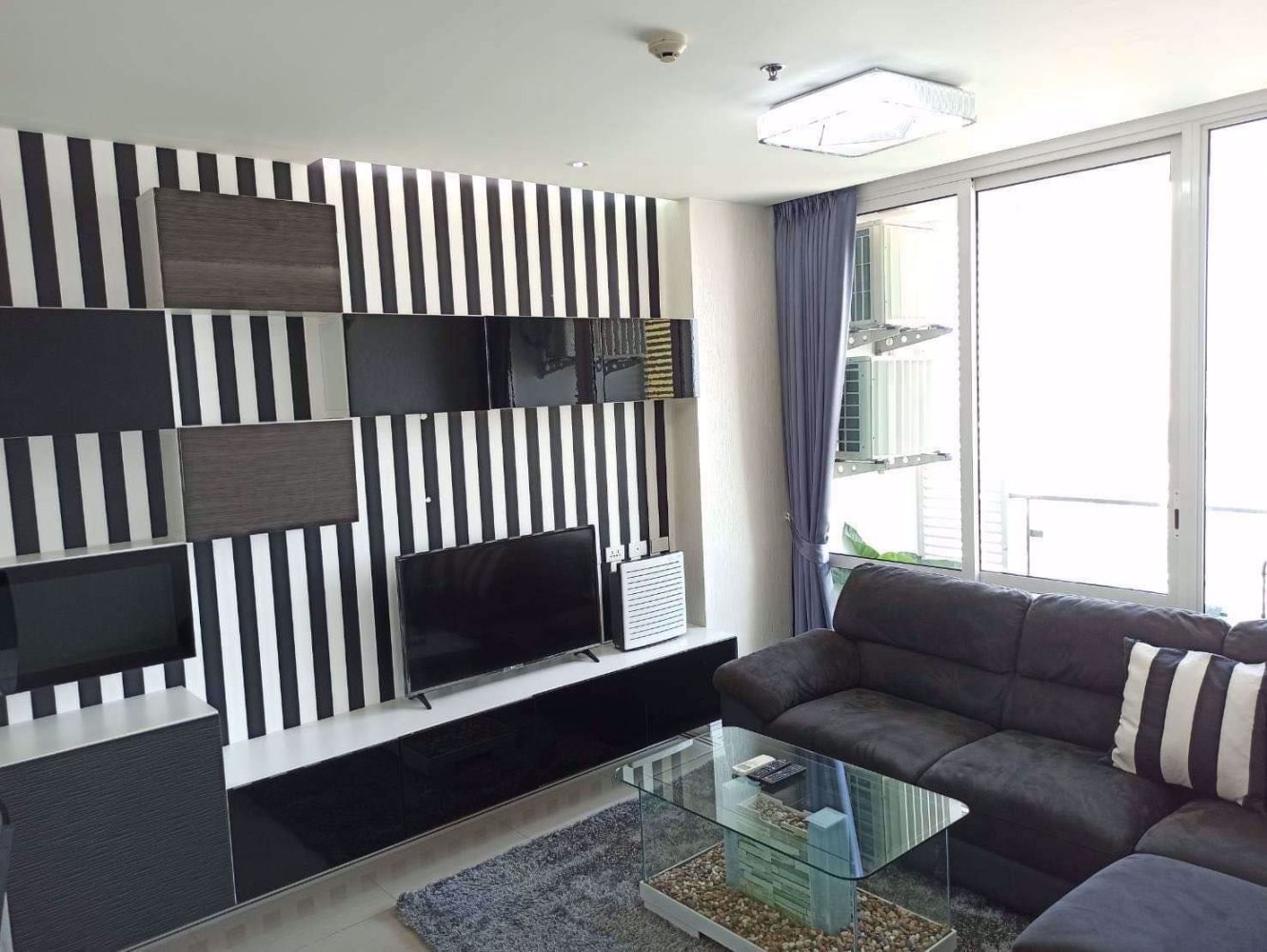 Condominio de 2 dormitorios en Huai Khwang, Thailand No. 9367