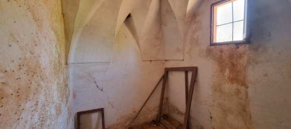 4 bedrooms House in Squinzano, Italy No. 140718 10