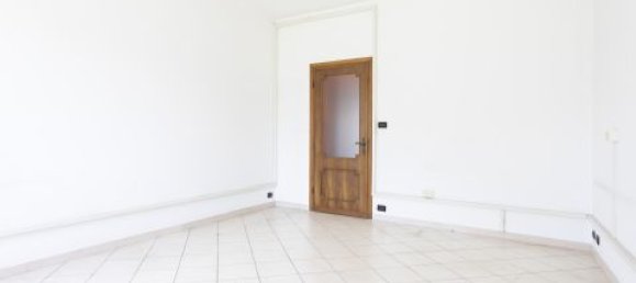 2 Schlafzimmer Wohnung in Turin, Italy, Nr. 266091 6