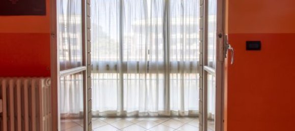 2 Schlafzimmer Wohnung in Turin, Italy, Nr. 266091 15