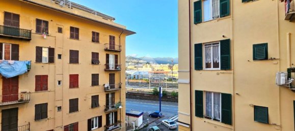 5 rooms Apartment in Genoa, Italy No. 201273 7