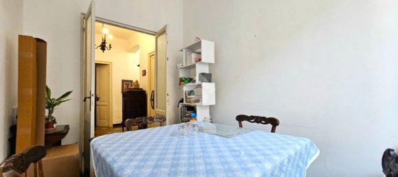 5 rooms Apartment in Genoa, Italy No. 201273 9