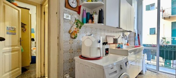 5 rooms Apartment in Genoa, Italy No. 201273 20