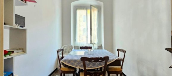 5 rooms Apartment in Genoa, Italy No. 201273 5