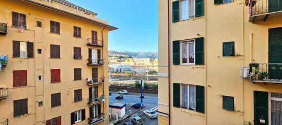 5 rooms Apartment in Genoa, Italy No. 201273 6