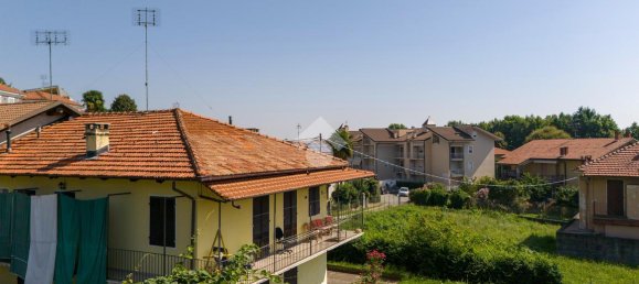 Дом с 10 комнатами в Вердзуоло, Италия № 18509 40