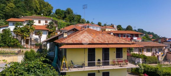 Дом с 10 комнатами в Вердзуоло, Италия № 18509 37