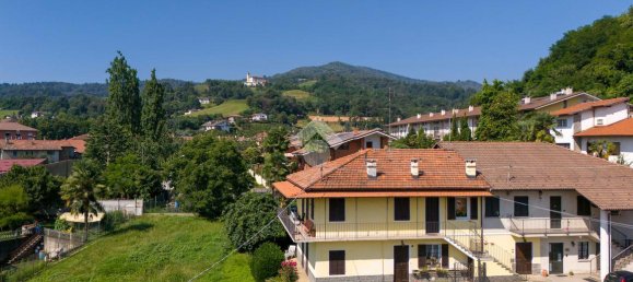 Дом с 10 комнатами в Вердзуоло, Италия № 18509 35