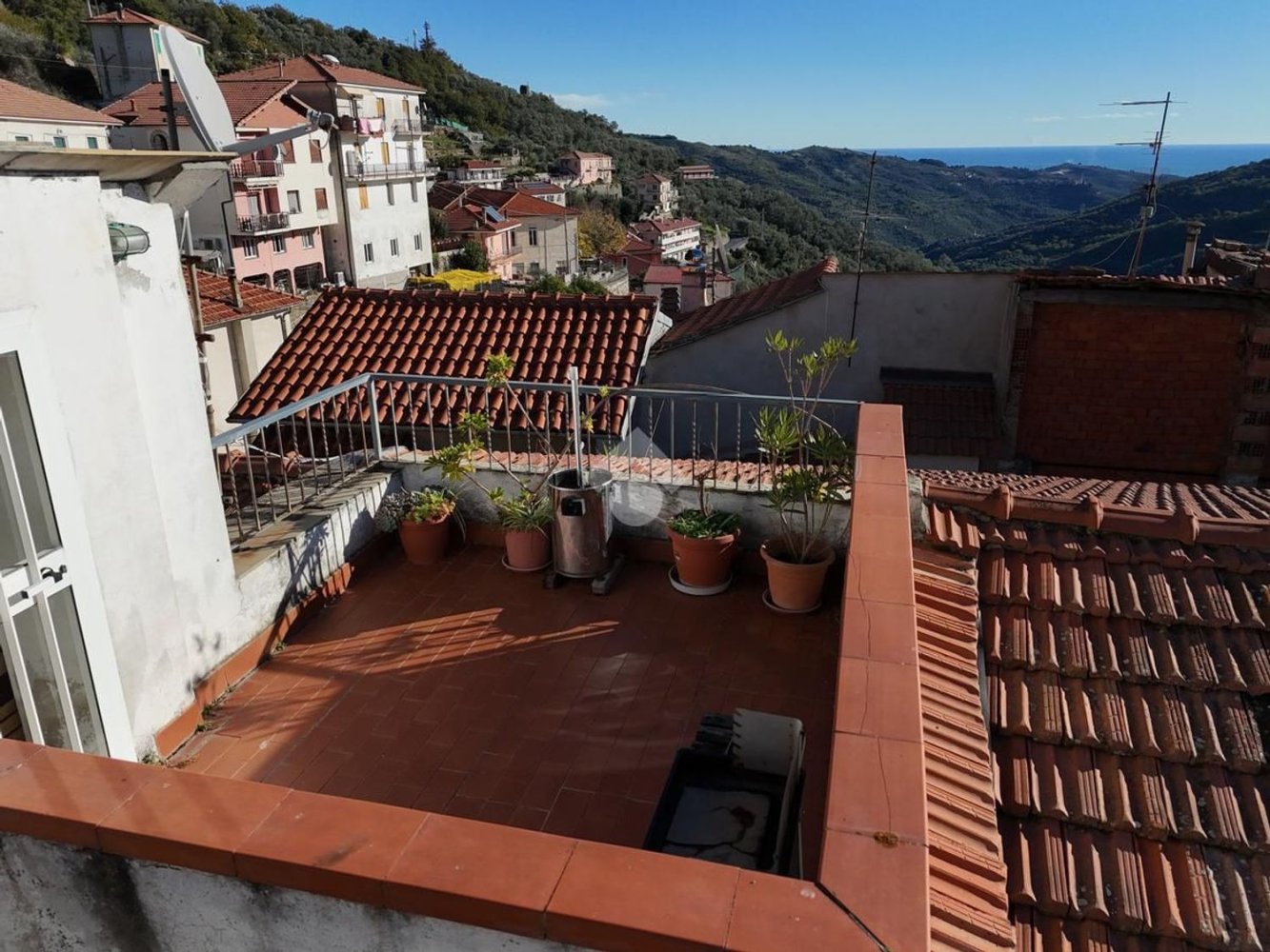 4 rooms House in Pietrabruna, Italy No. 179022