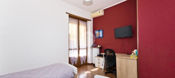 Apartamento de 3 habitaciónes en Chieri, Italy No. 265960 12
