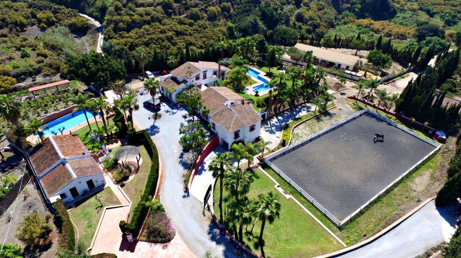 9 bedrooms Villa in Frigiliana, Spain No. 54207