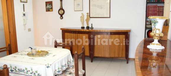 Квартира с 2 спальнями в Луго, Италия № 354552 17