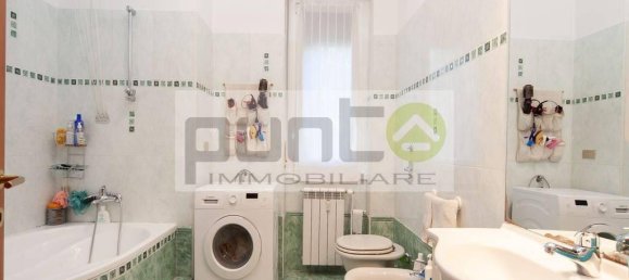 3-salle Appartement à Concorezzo, Italy No. 35325 28