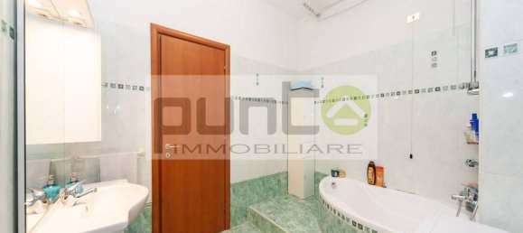 3-salle Appartement à Concorezzo, Italy No. 35325 29