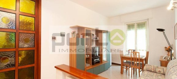 3-salle Appartement à Concorezzo, Italy No. 35325 4