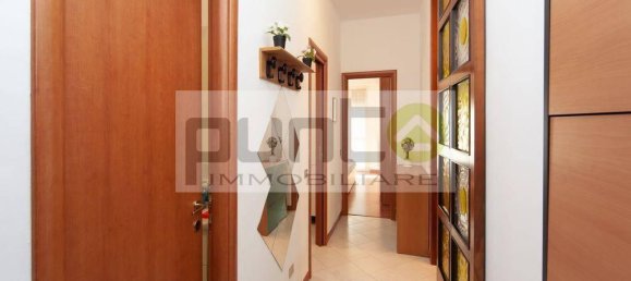 3-salle Appartement à Concorezzo, Italy No. 35325 23