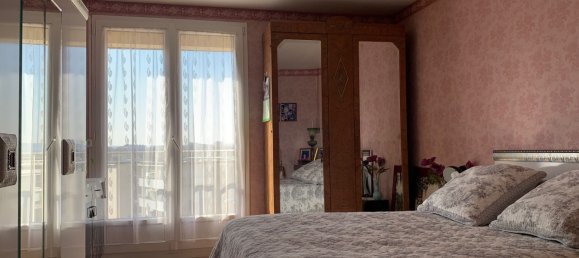 1 bedroom Apartment in Tinqueux, France No. 243999 12