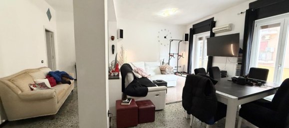 3 rooms Apartment in Cagliari, Italy No. 8774 3
