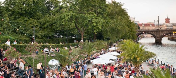 Квартира с 4 комнатами в Митте, Германия № 66116 11