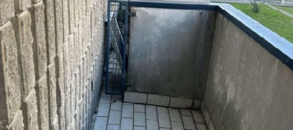 2-salle Appartement à Rho, Italy No. 331507 11