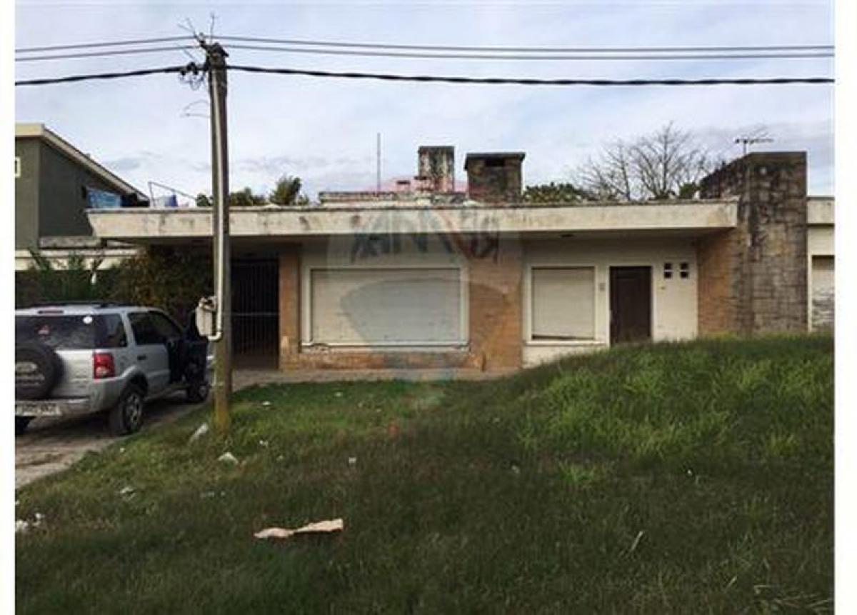 6 bedrooms House in Canelones, Uruguay No. 12054