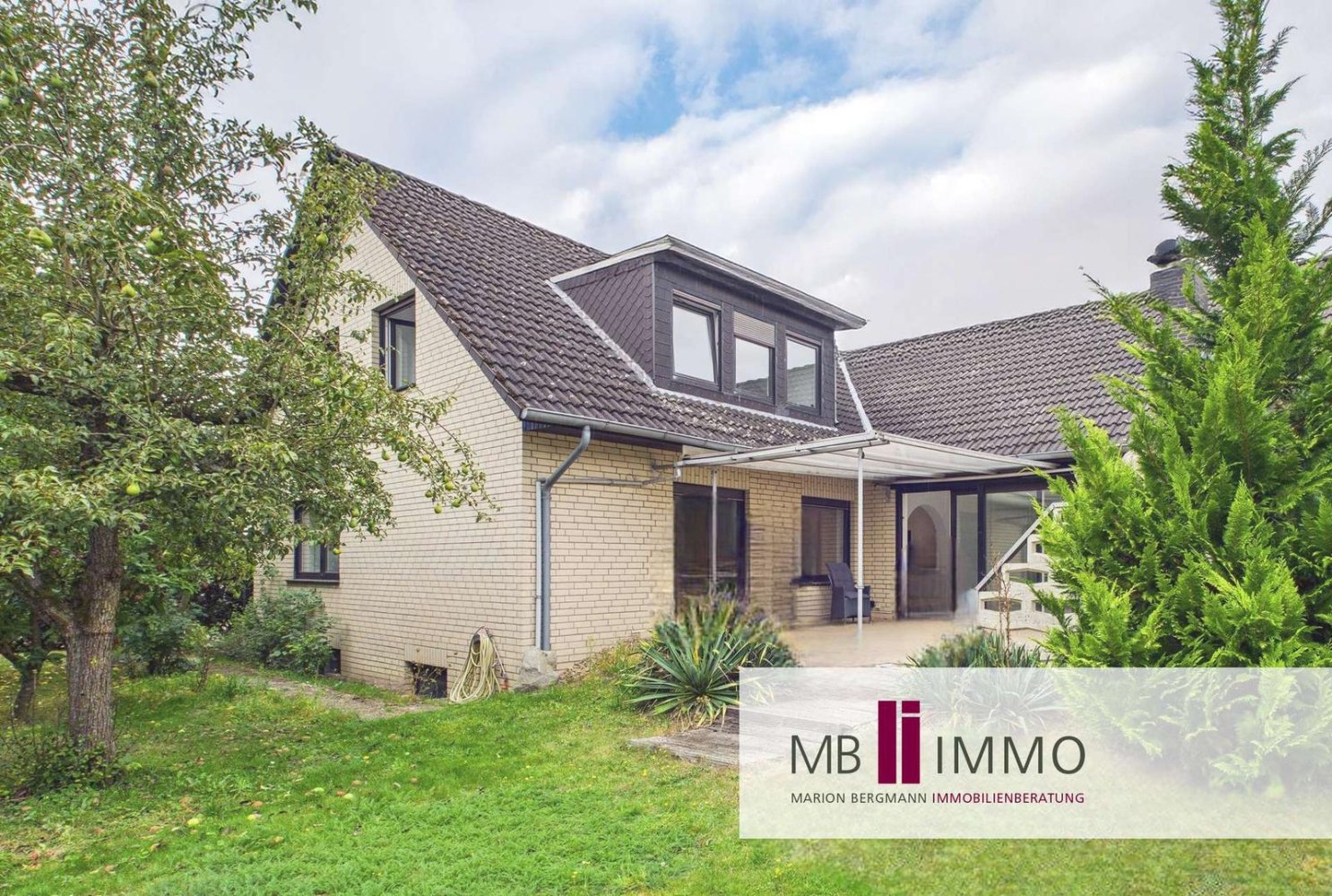 Adosado de 6 dormitorios en Wolfsburg, Germany No. 294847