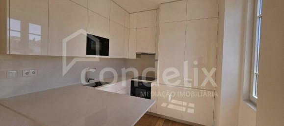 3 bedrooms Duplex in Cascais, Portugal No. 9966 6