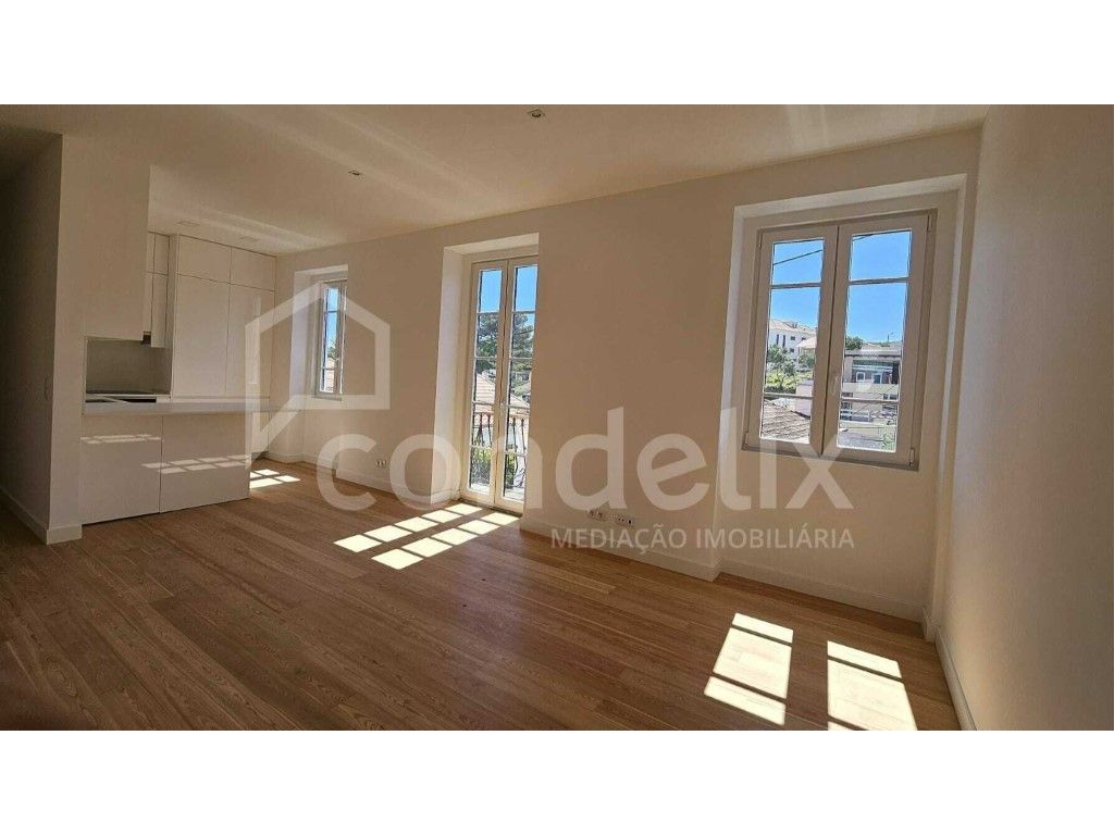 3 bedrooms Duplex in Cascais, Portugal No. 9966