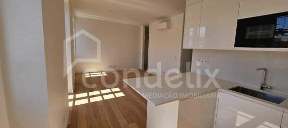 3 bedrooms Duplex in Cascais, Portugal No. 9966 2