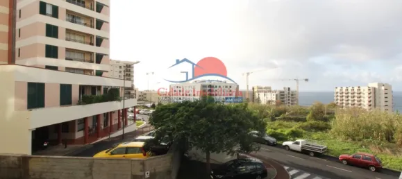 Apartamento de 3 dormitorios en Funchal, Portugal No. 100927 3