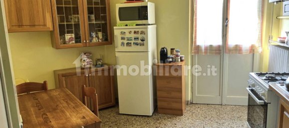 2 bedrooms Apartment in Urbino, Italy No. 273670 4