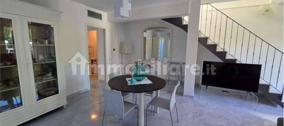 2 bedrooms Villa in Bordighera, Italy No. 319237 5