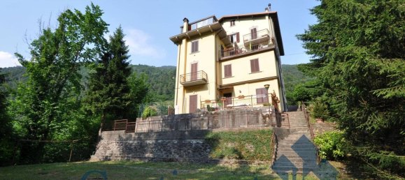 2 rooms Apartment in Piazza Brembana, Italy No. 39594 11