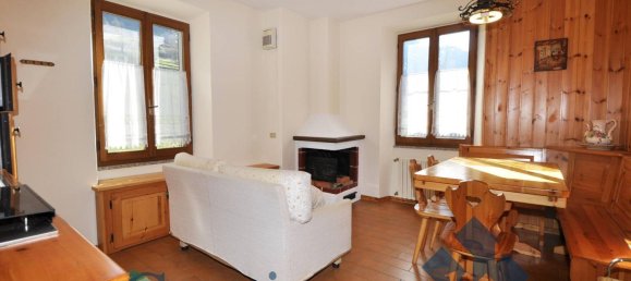 2 rooms Apartment in Piazza Brembana, Italy No. 39594 16