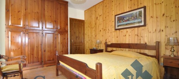 2 rooms Apartment in Piazza Brembana, Italy No. 39594 3