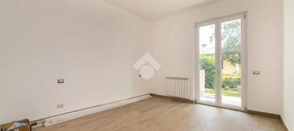 2 bedrooms Apartment in Pozzo d'Adda, Italy No. 60475 4