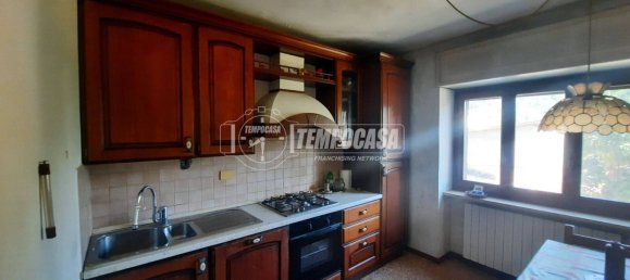5 bedrooms House in Loranzè, Italy No. 283842 5