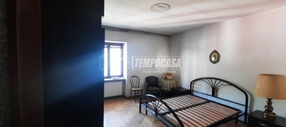 5 bedrooms House in Loranzè, Italy No. 283842 11